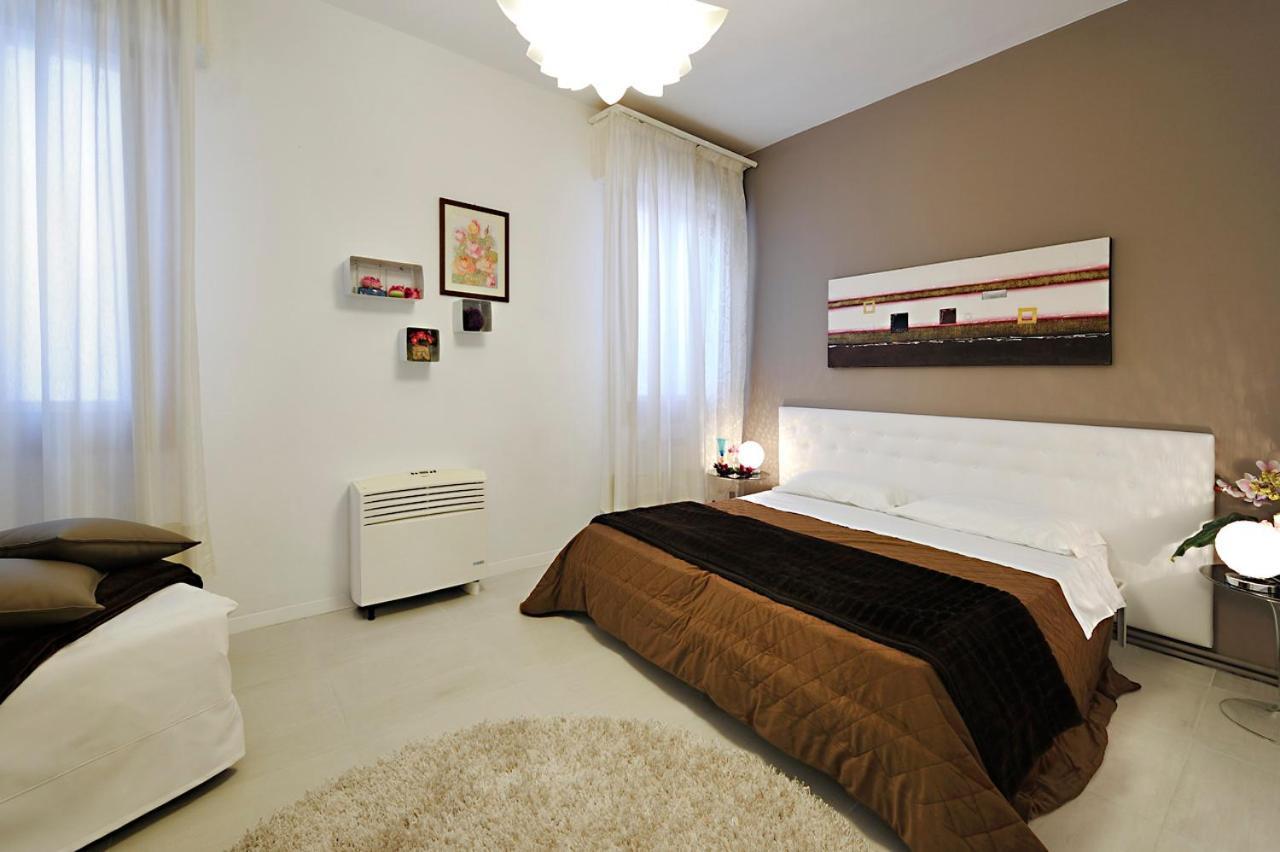 Rialto Deluxe Apartments Venezia Esterno foto