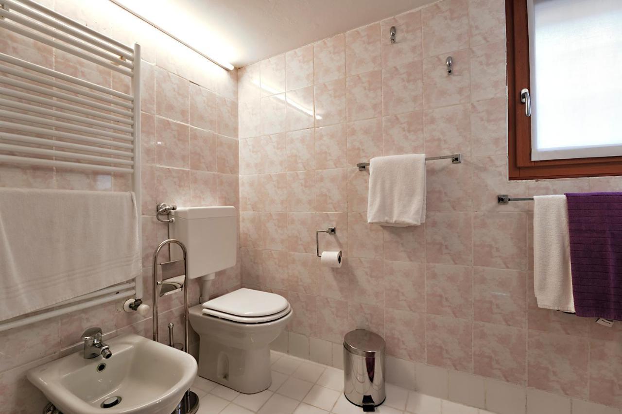 Rialto Deluxe Apartments Venezia Esterno foto
